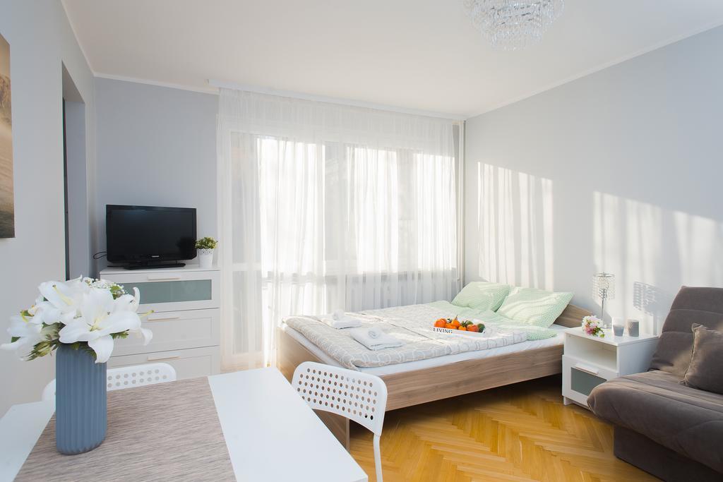 Shortstaypoland Bonifraterska วอร์ซอ ภายนอก รูปภาพ